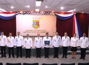 𝐂𝐄𝐑𝐄𝐌𝐎𝐍𝐈𝐀 𝐄𝐍 𝐂𝐎𝐍𝐌𝐄𝐌𝐎𝐑𝐀𝐂𝐈𝐎́𝐍 𝐀𝐋 𝐀𝐍𝐈𝐕𝐄𝐑𝐒𝐀𝐑𝐈𝐎 𝐃𝐄 𝐂𝐑𝐄𝐀𝐂𝐈𝐎́𝐍 𝐃𝐄 𝐋𝐀 𝐄𝐒𝐂𝐔𝐄𝐋𝐀 𝐃𝐄 𝐂𝐎𝐌𝐀𝐍𝐃𝐎 𝐘 𝐄𝐒𝐓𝐀𝐃𝐎 𝐌𝐀𝐘𝐎𝐑 𝐃𝐄 𝐋𝐀 𝐅𝐔𝐄𝐑𝐙𝐀 𝐀𝐄́𝐑𝐄𝐀.